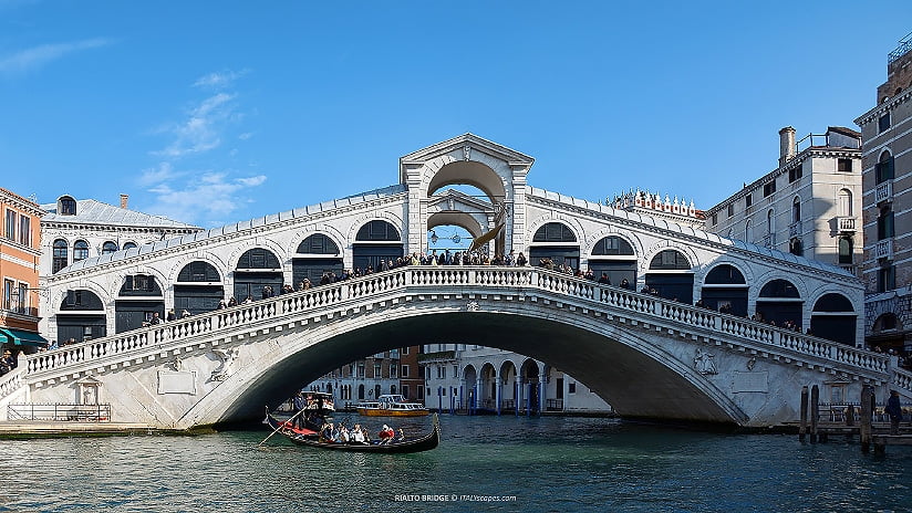 Top 10 Tourist Attractions in Venice 6 Rialto Bridge