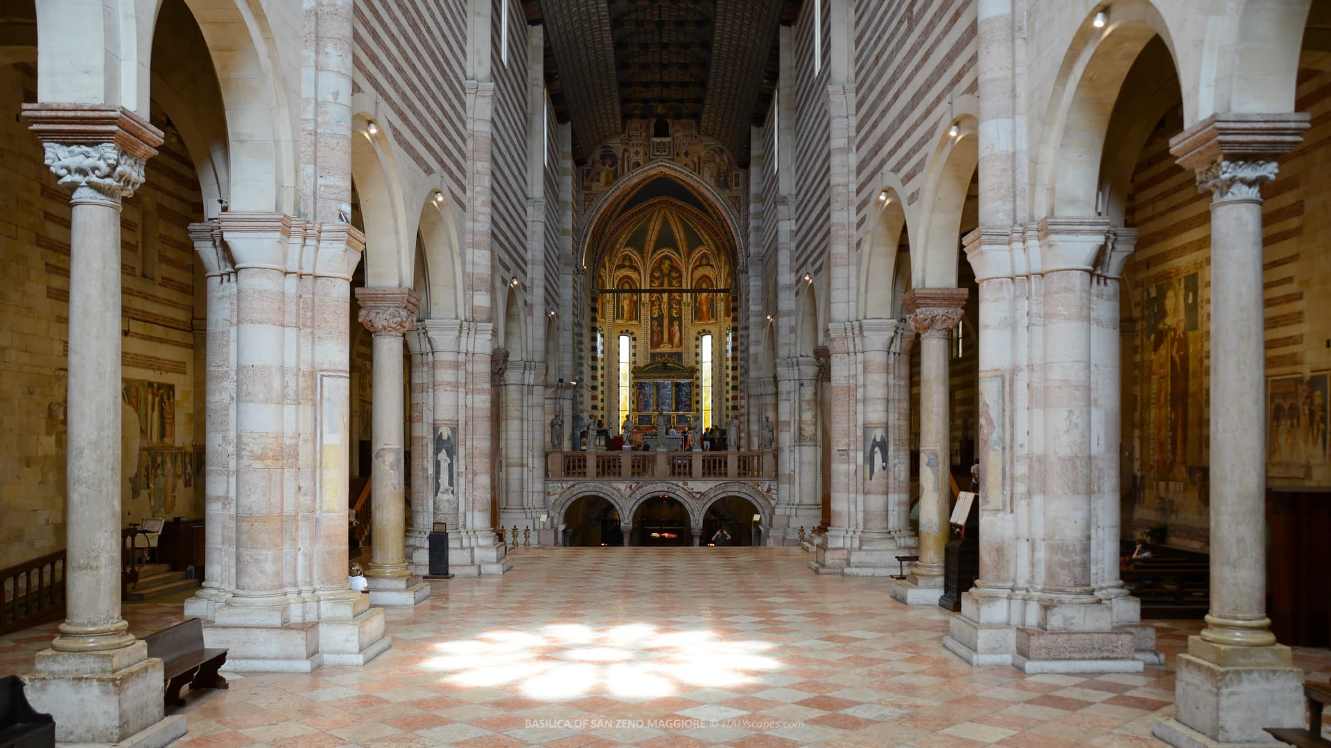 Basilica of San Zeno Maggiore 2 The interior of the Basilica of San Zeno Maggiore - Verona
