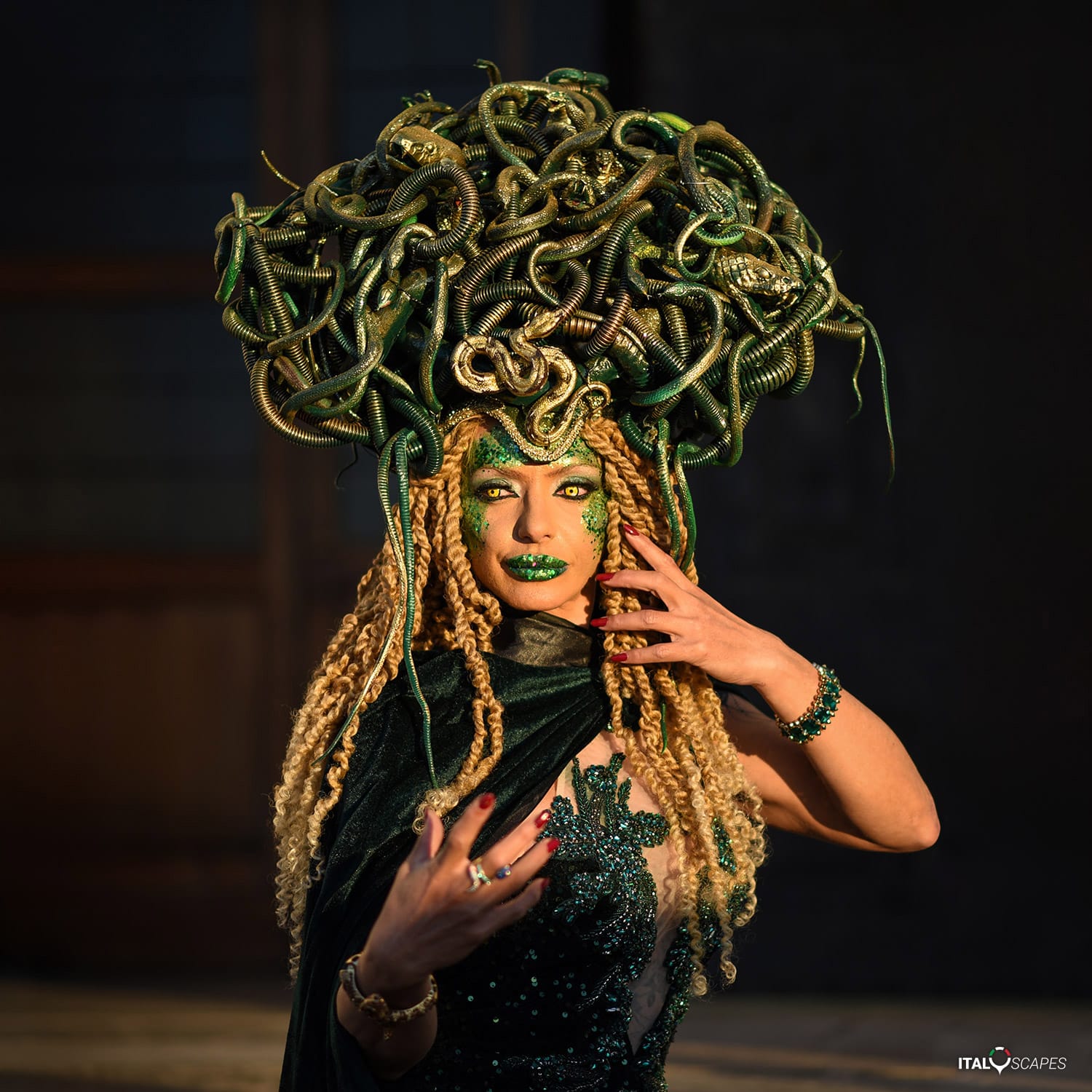 Stunning Photos of the Venice Carnival 2025: Masks, Costumes & Magical Moments 2 Photos of the Venice Carnival 2025