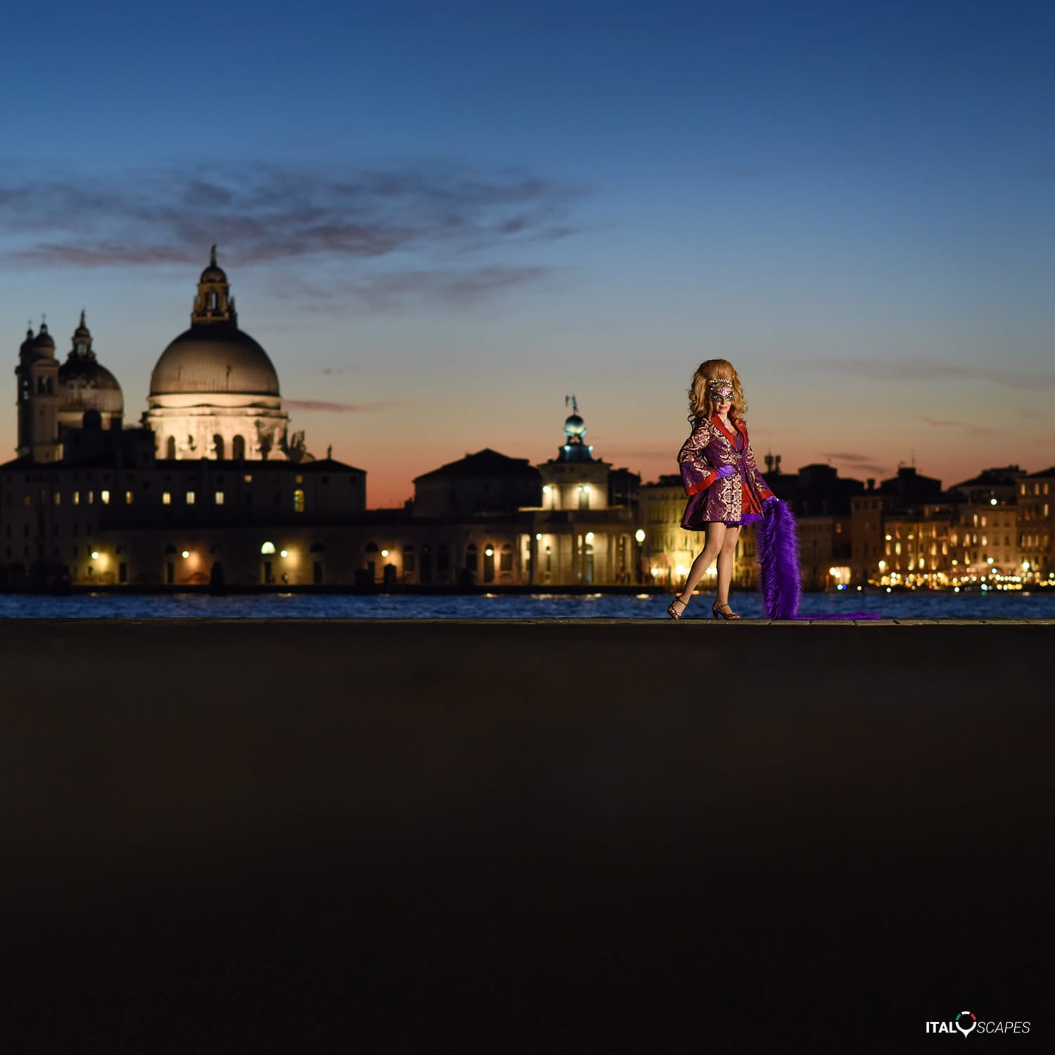 Stunning Photos of the Venice Carnival 2025: Masks, Costumes & Magical Moments 3 Photos of the Venice Carnival 2025