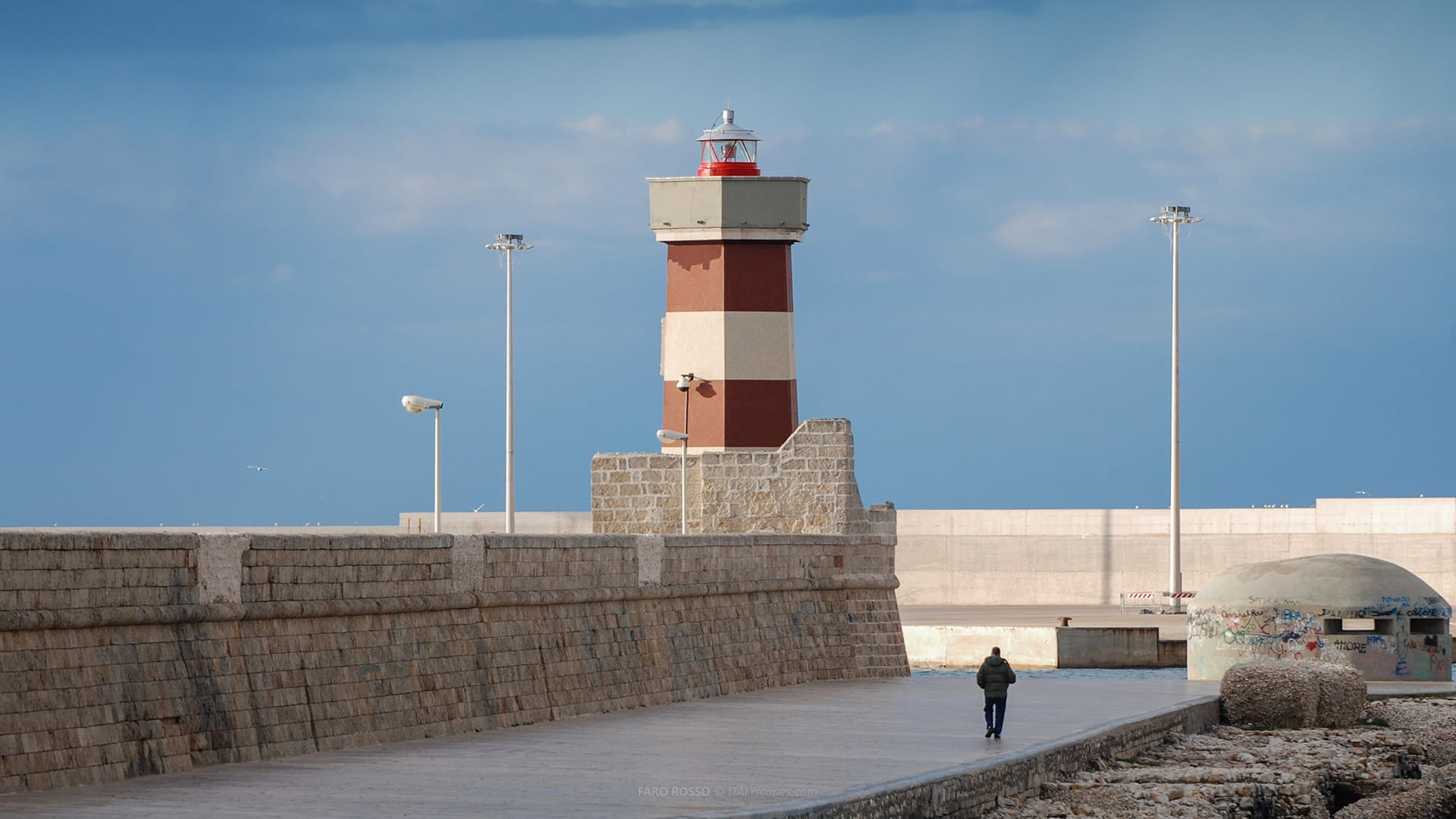 Faro Rosso 4 Faro Rosso di Monopoli